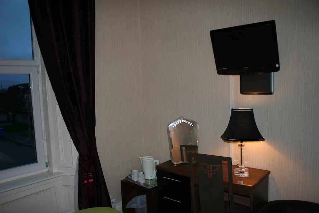 Royal Hotel Girvan Εξωτερικό φωτογραφία